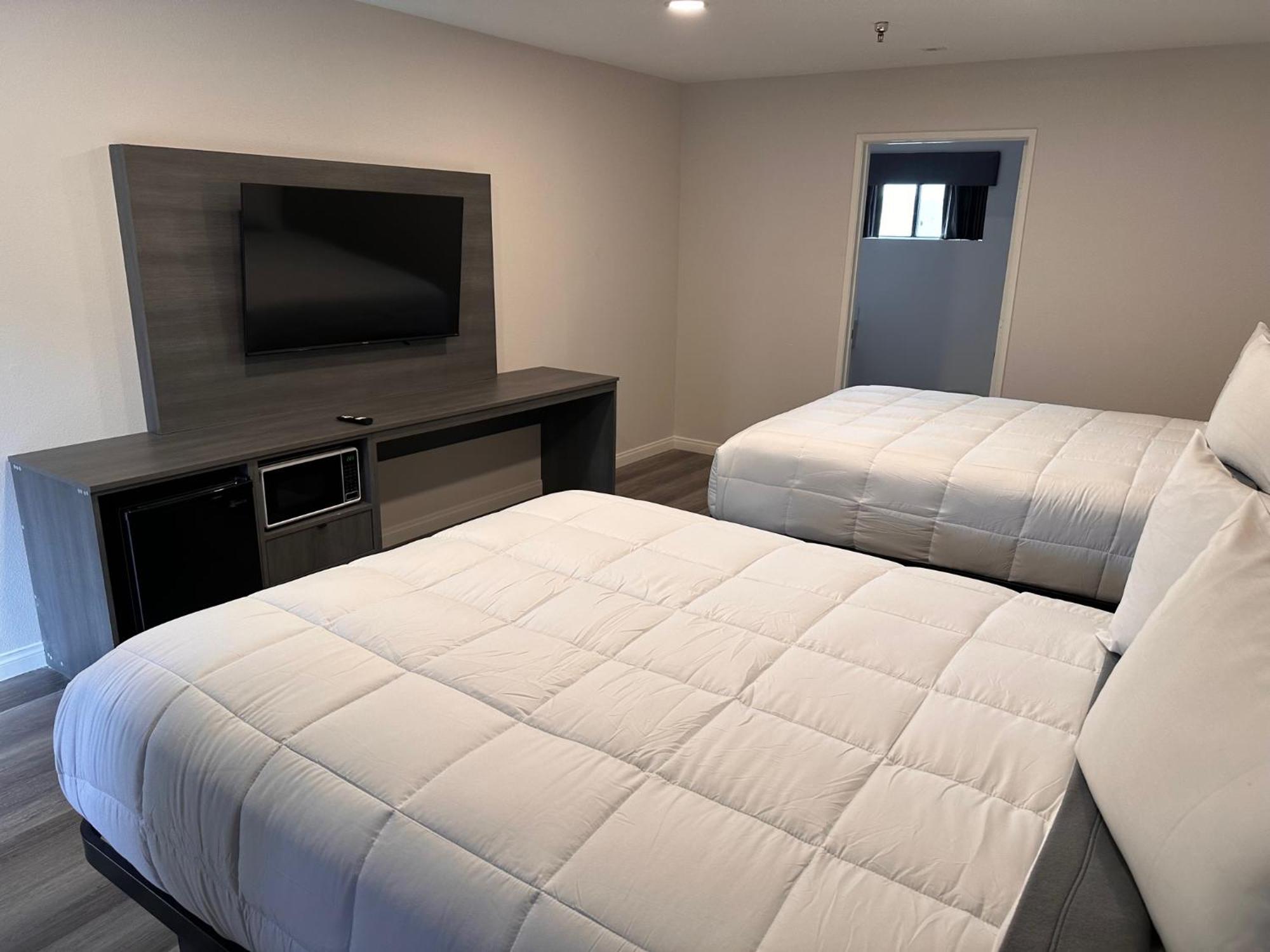 ווסט קובינה Five Star Inn מראה חיצוני תמונה