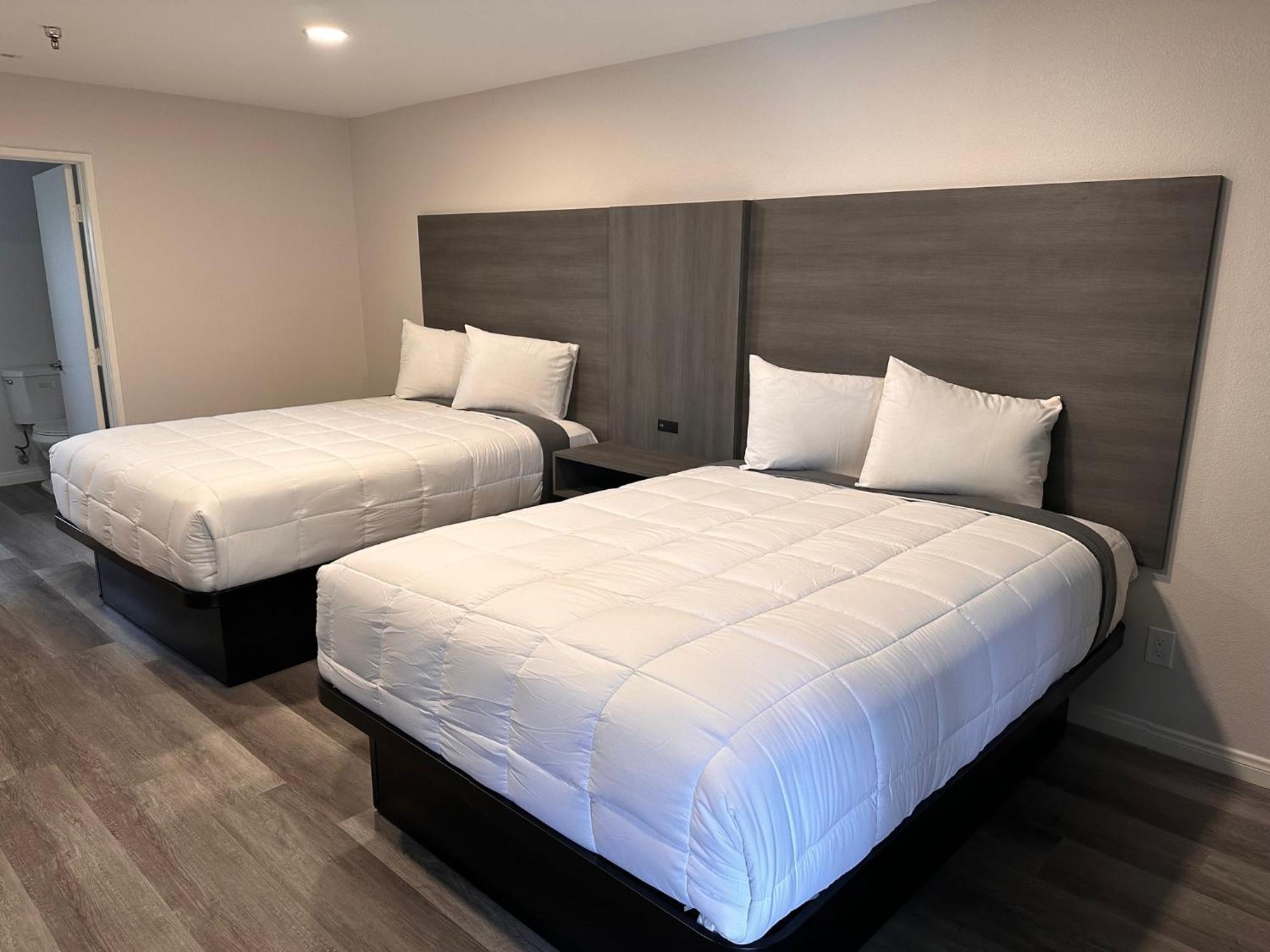 ווסט קובינה Five Star Inn מראה חיצוני תמונה