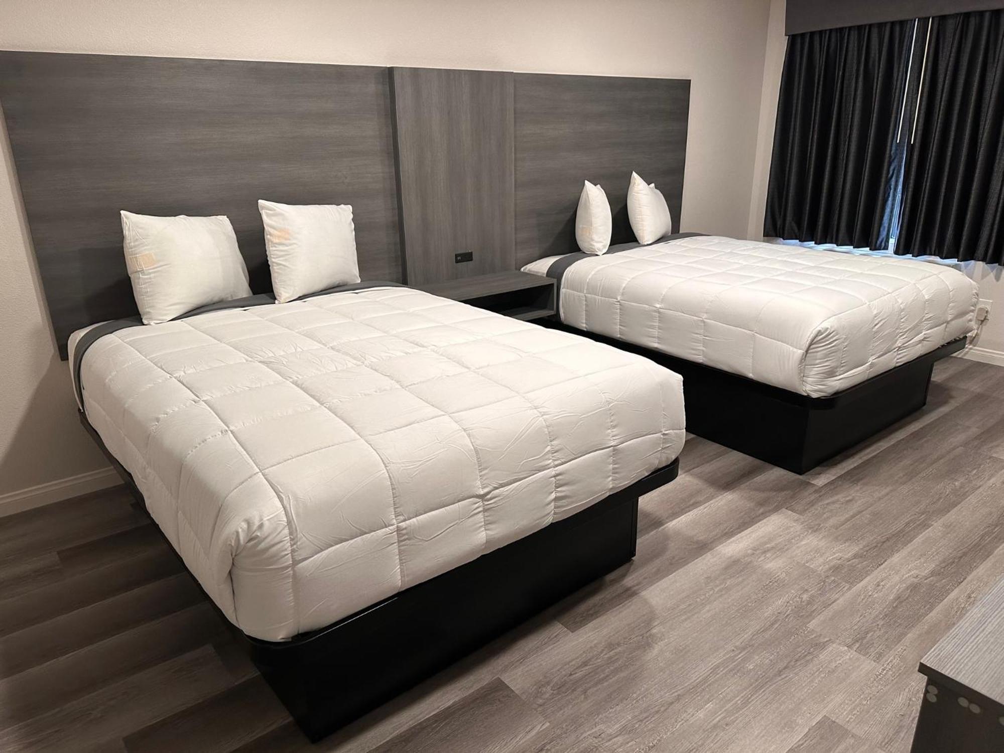 ווסט קובינה Five Star Inn מראה חיצוני תמונה