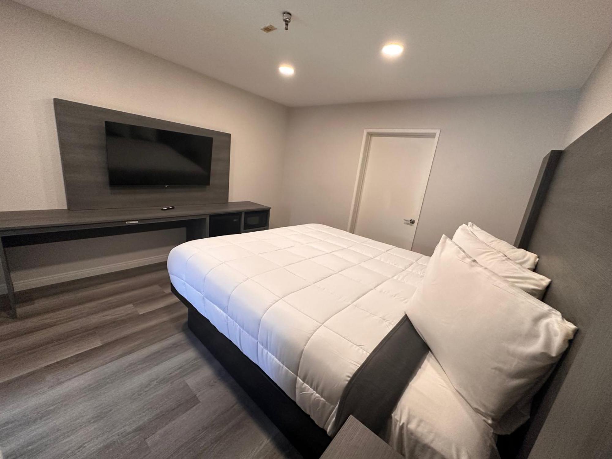 ווסט קובינה Five Star Inn מראה חיצוני תמונה