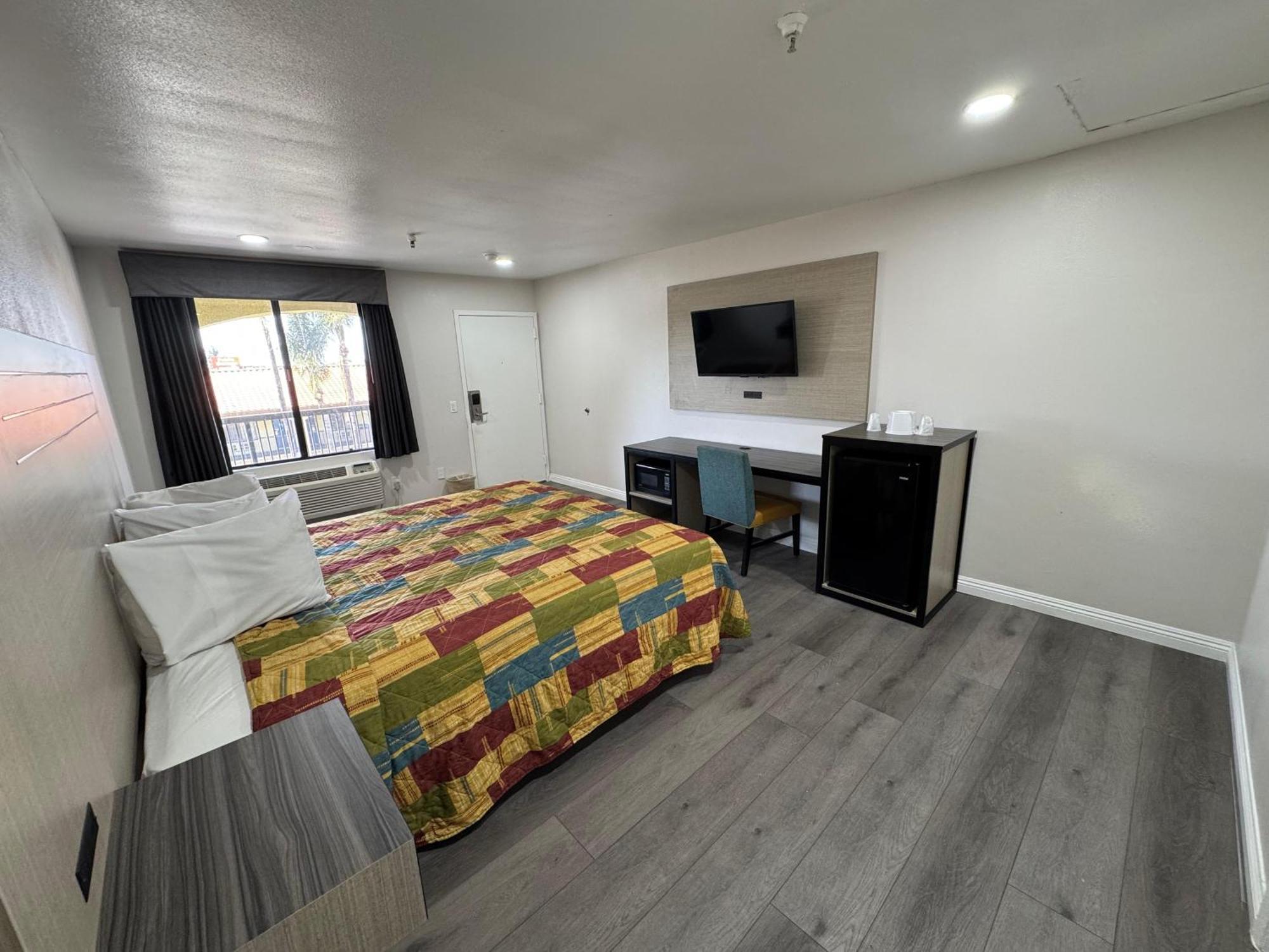 ווסט קובינה Five Star Inn מראה חיצוני תמונה