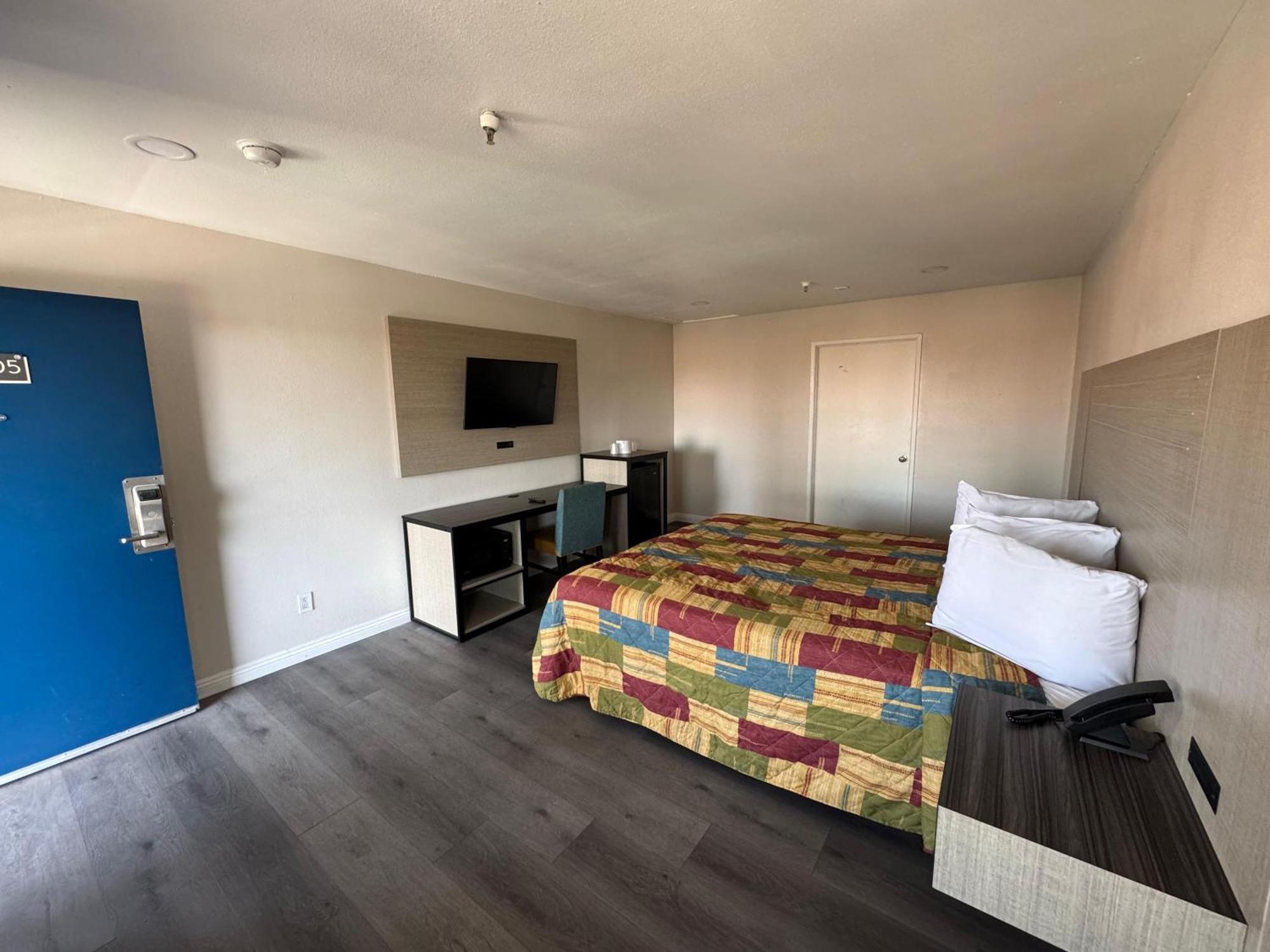 ווסט קובינה Five Star Inn מראה חיצוני תמונה